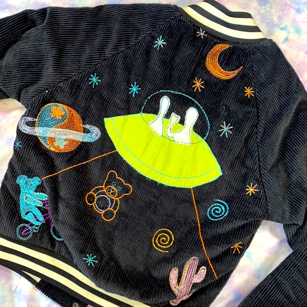 BDG • Alien Earth Sucks Varsity Corduroy Bomber Jacket - Picture 3 of 14